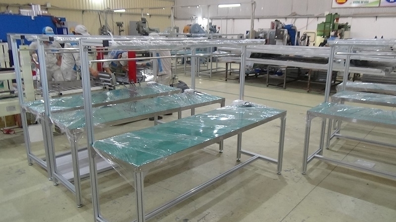 Hệ thống băng tải lắp ráp, băng tải, bàn thao tác